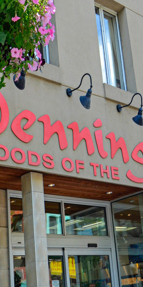 Exterior of Denninger's Foods of the World on King Street